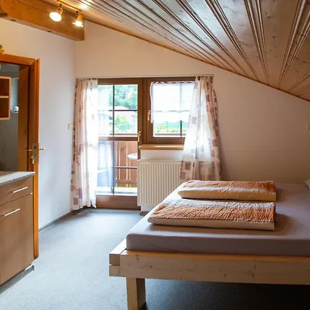 Albert בית הארחה 3*