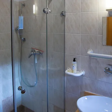 בית הארחה Albert 3*