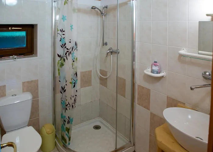 Albert Guest house
